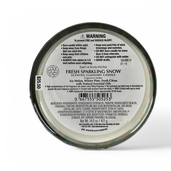 Fresh Sparkling Snow Jar Candle Bath & Body Works - Picture 3 of 3
